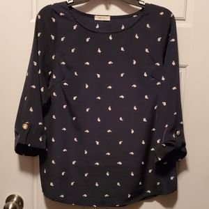 EUC Everly 3/4 Sleeve Navy Elephant Blouse sz M